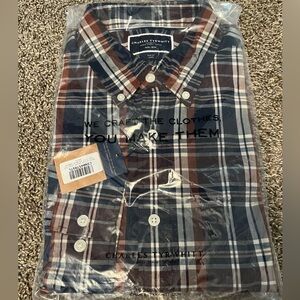 Men’s Charles Tyrwhitt button up long sleeve shirt